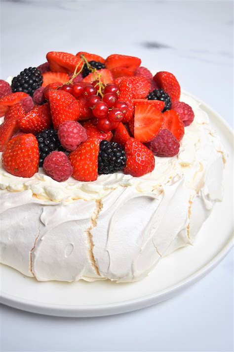 Pavlova aux fruits rouges