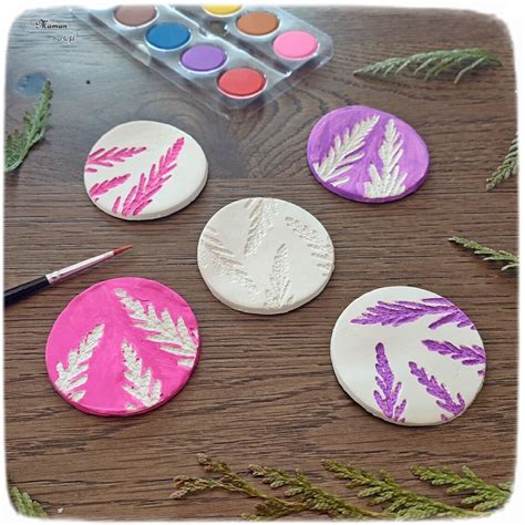 Exemple de cendrier peint et verni en pâte autodurcissante