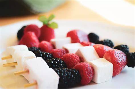 image-fruits-et-guimauves-barbecue