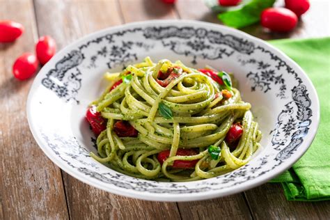 Carte des pâtes et sauces italiennes proposées par Pesto e Pasta