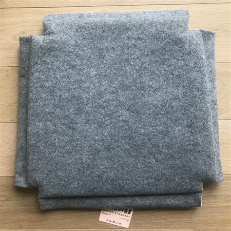 palette de couleurs de galettes de chaise en feutre