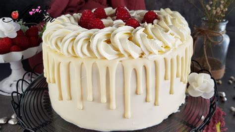 Gâteau décoré avec de la crème au beurre