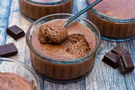 dessert automnal en pot avec chocolat