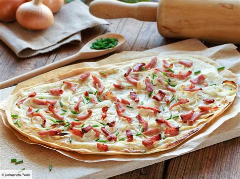 Mélange de crème et de fromage blanc pour l'appareil à tarte flambée