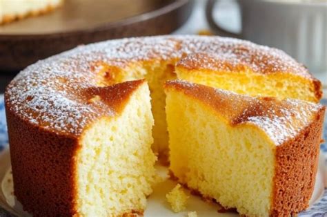 Enfants préparant un gâteau au yaourt