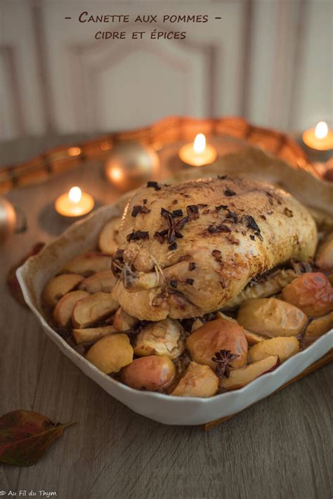 Processus de cuisson des pommes avec cidre et épices