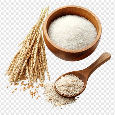 Grains de riz rond dans une cuillère en bois