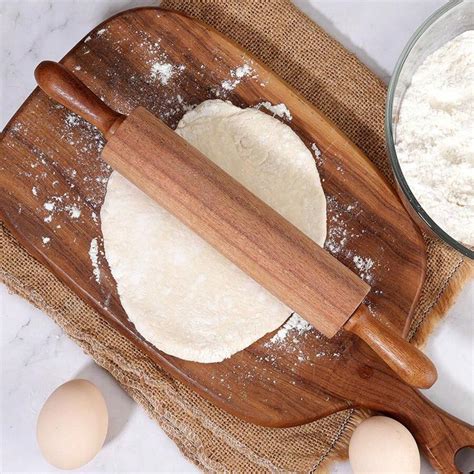 Rouleau à pizza traditionnel en bois