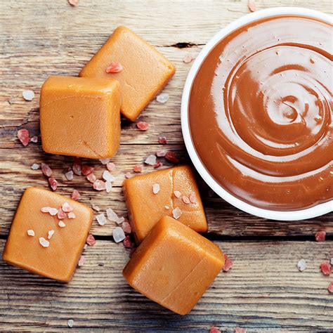 Infographie: Étapes clés du caramel au beurre salé et du montage d’un insert