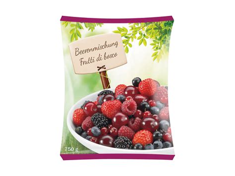 Assortiment de fruits rouges frais et surgelés