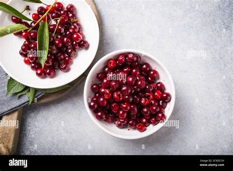 Bol de cerises dénoyautées