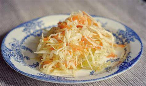 Schéma: assaisonnements typiques pour une salade de chou chinois