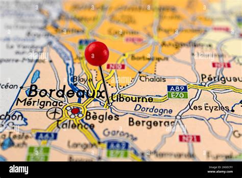 Carte de Libourne mettant en évidence les nouvelles implantations commerciales