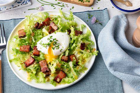 https://example.com/infographie_salade_lyonnaise.jpg