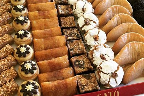 Variété de pâtisseries marocaines