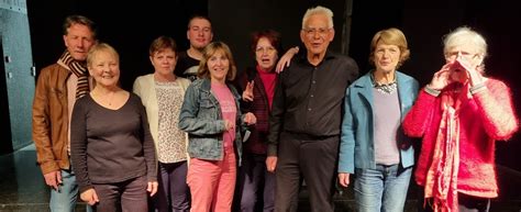 Troupe de théâtre amateur