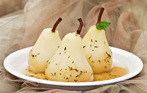 Poires pochées