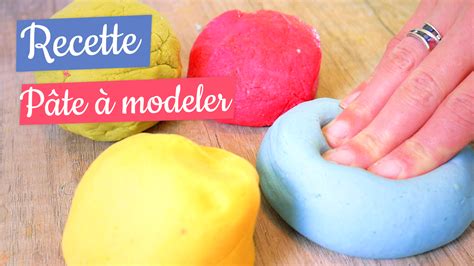 Boîte hermétique contenant de la pâte à modeler faite maison
