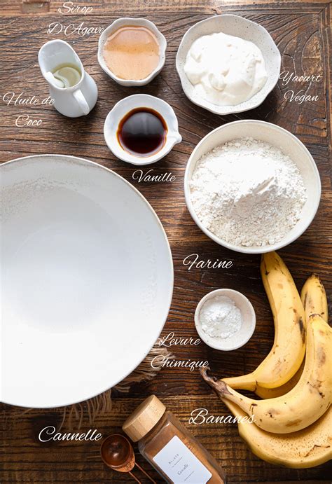 Ingrédients pour un cake à la banane sain