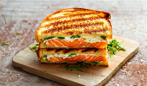 Schéma des couches d'un croque-monsieur au saumon fumé