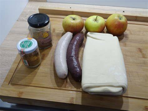 plan de montage montrant les couches pommes - boudin - pâte