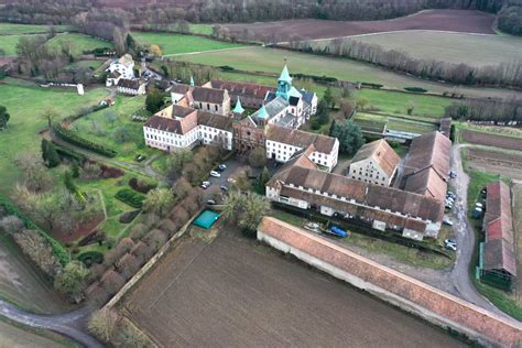Vue panoramique de l'Abbaye d'Oelenberg en Alsace