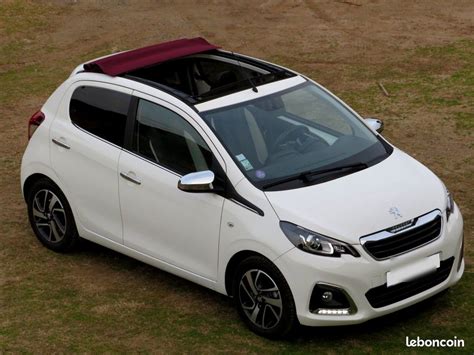 Peugeot 108 TOP! avec son toit ouvrant en toile