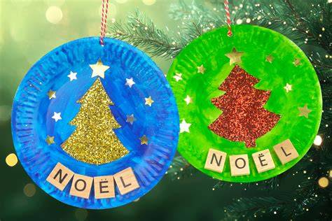 Photophore de Noël en carton et paillettes