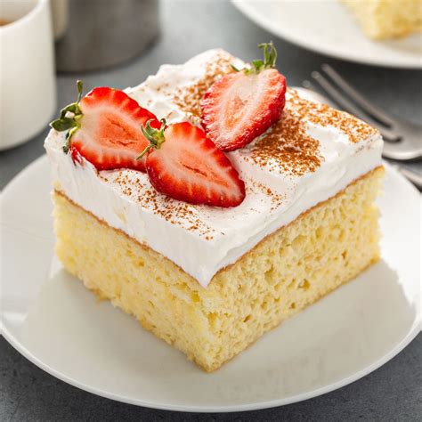 Illustration: schéma d’imbibage du tres leches dans un cadre carré