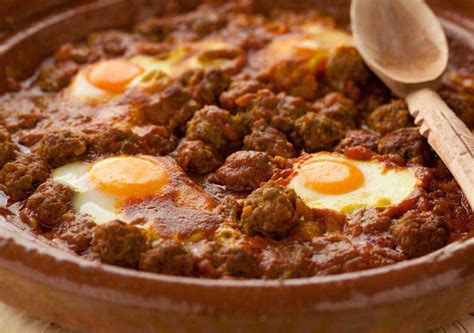 Ingrédients pour le tajine kefta aux œufs