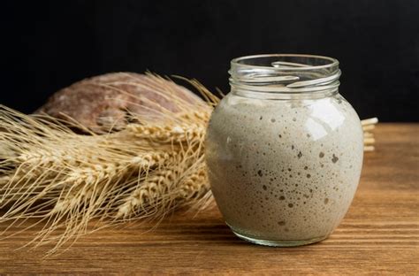 Levain actif dans un bocal