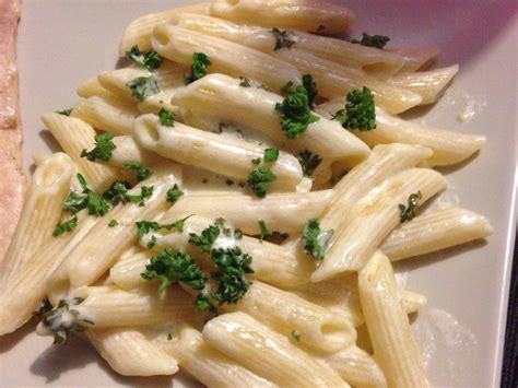 Pâtes avec sauce crème blanche