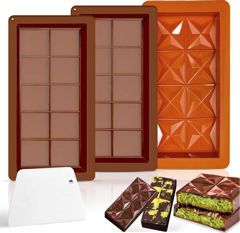 Moule à chocolat en silicone avec des formes variées