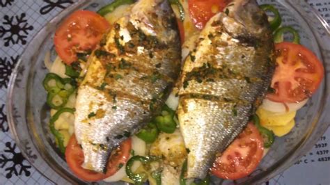 Daurade royale cuite au four, dorée et appétissante