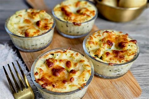Variété de gratins en mini cocottes