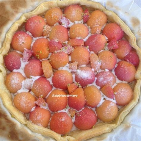 Tarte garnie prête à être enfournée