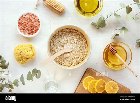 Ingrédients naturels pour gommage maison