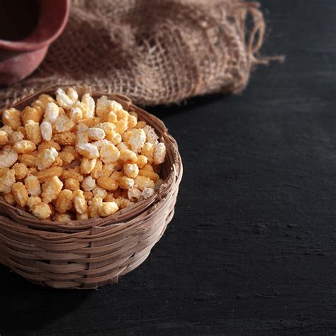 Grain de riz soufflé avec des éclats de chocolat