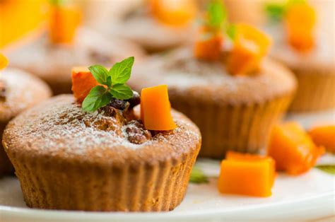 Plateau de muffins aux légumes d'hiver variés