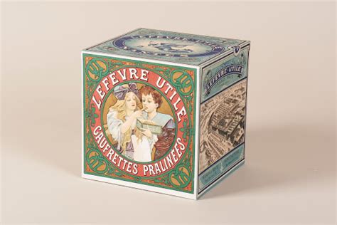 Boîte « Tin » à gaufrettes pralinées (1896/1939), Alfons MUCHA