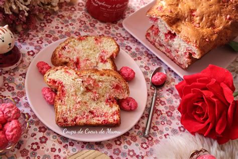 Brioche aux pralines roses entières