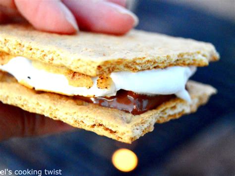 image: s'mores au feu de bois et biscuits