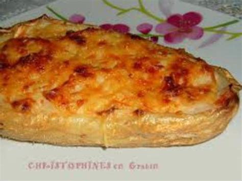 Plat à gratin de christophines garni et prêt à être enfourné