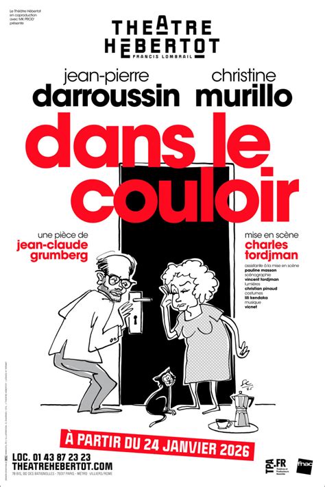 Ambre harcelant Sucrette dans le couloir
