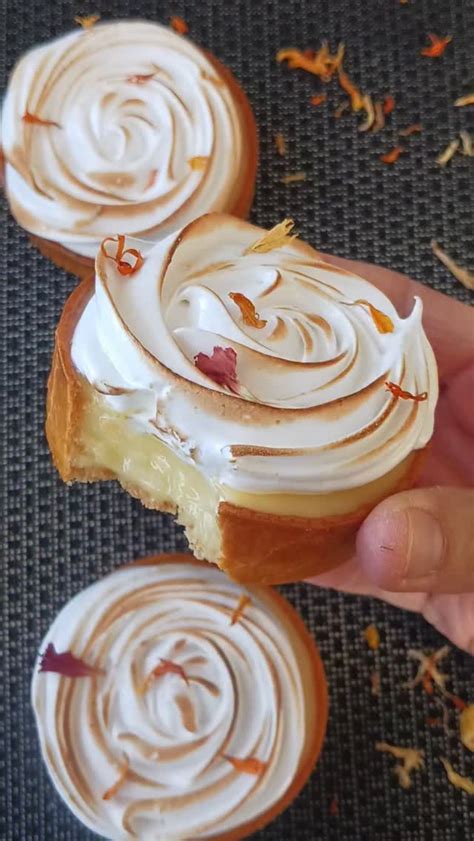 Schéma de liaison entre pâte sablée et meringue