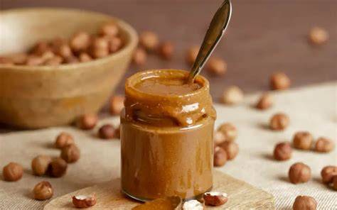 Infographie: 3 façons d'utiliser la pâte de praliné dans les desserts
