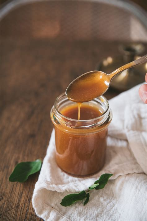 Petits pots de caramel au beurre salé faits maison