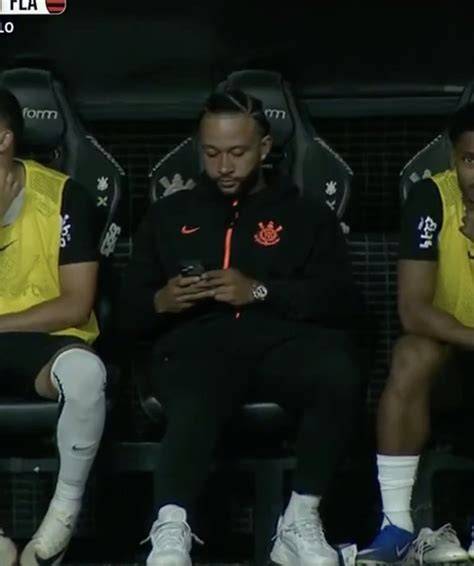 Matheuzinho en action lors d’une rencontre du Flamengo