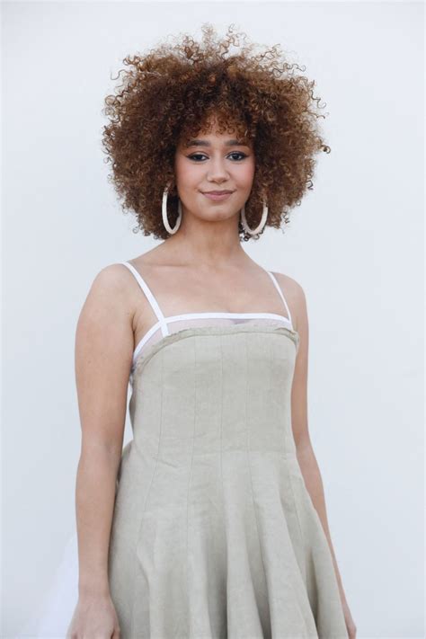 Un téléphone mystérieux et des messages inquiétants