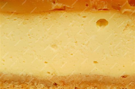 Gros plan sur la texture crémeuse d'une sauce au fromage
